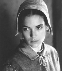 Wynona Ryder interprète Abigail Williams dans le film The Crucible tiré de la pièce écrite par Arthur Miller en 1953 Photo anonyme (1996) Source : pixgood.com